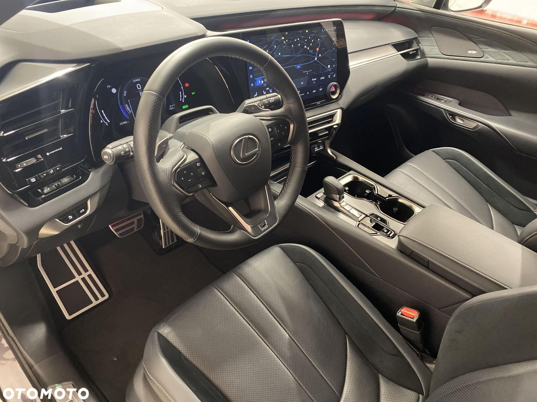 Lexus RX - 10