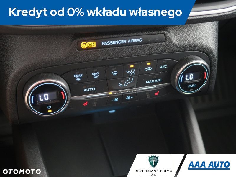 Ford Focus SW - 14