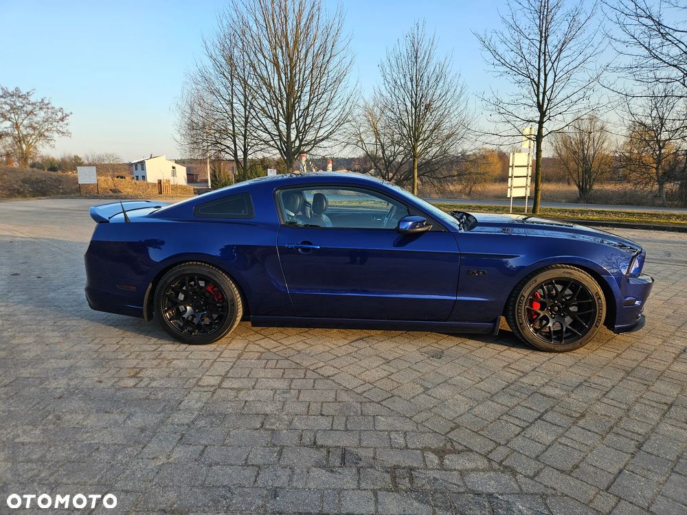 Ford Mustang 5.0 V8 GT - 5