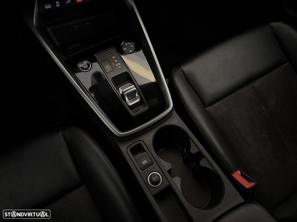 Audi A3 Sportback 45 TFSIe S line - 19