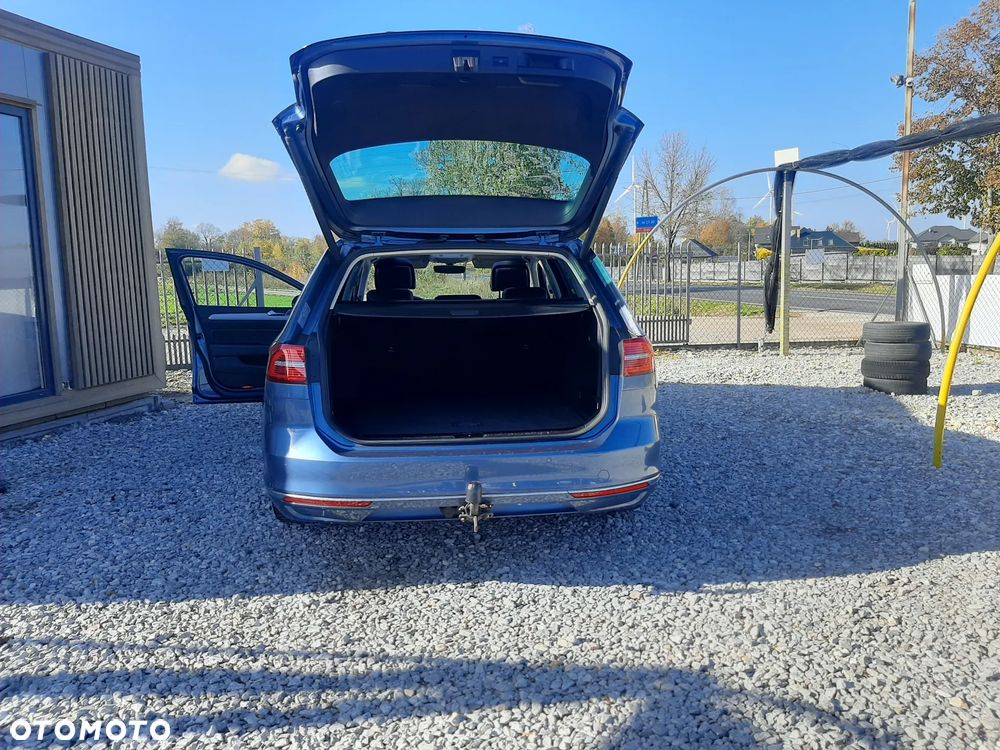 Volkswagen Passat 1.6 TDI SCR DSG Business - 5