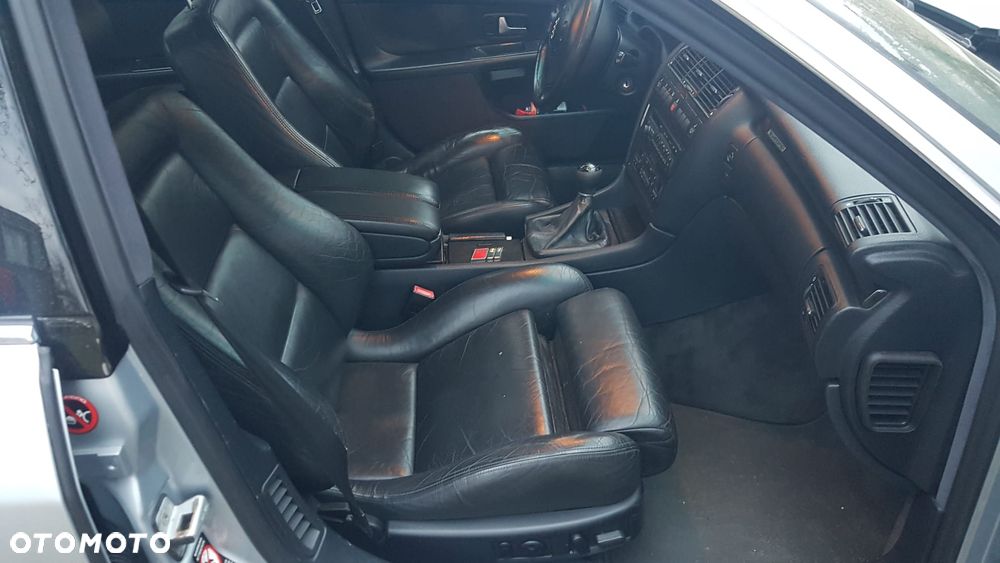 Audi S8 4.2 Quattro - 16