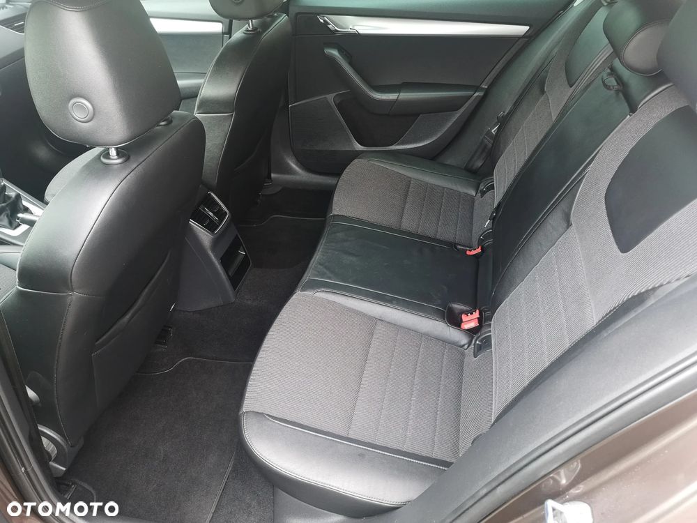 Skoda Octavia 1.2 TSI Elegance - 23