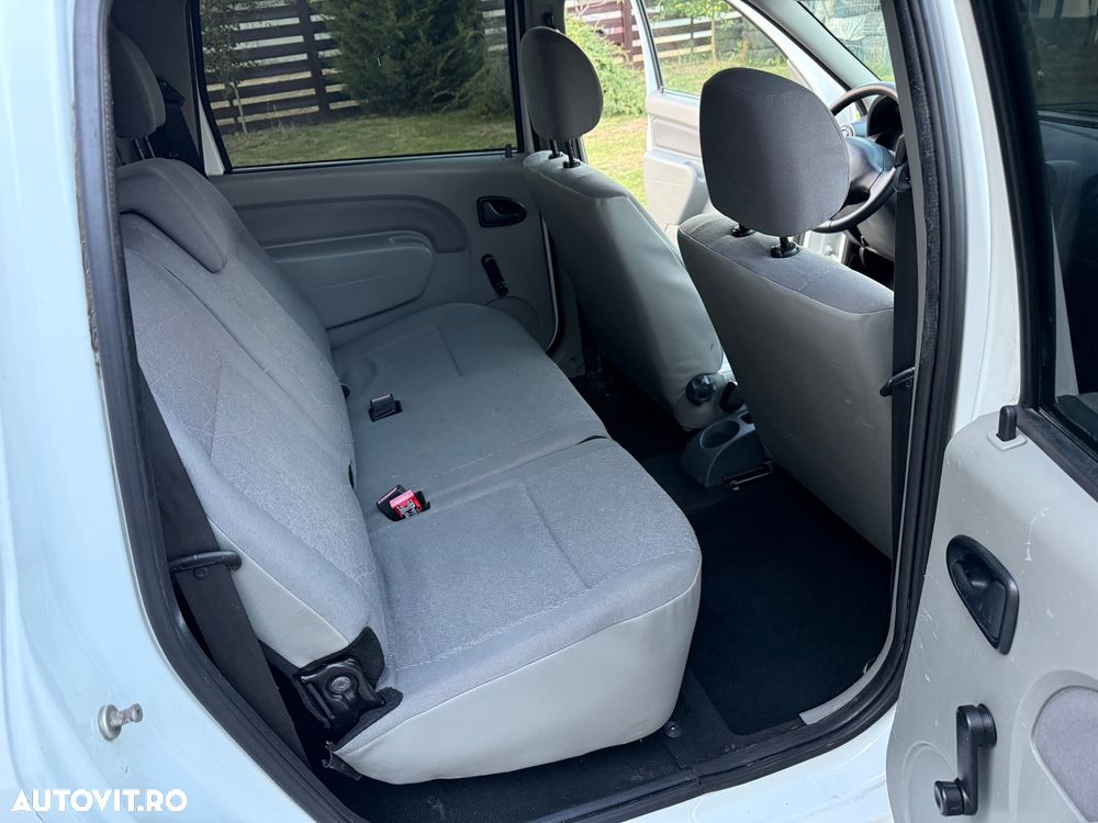 Dacia Logan Van - 10