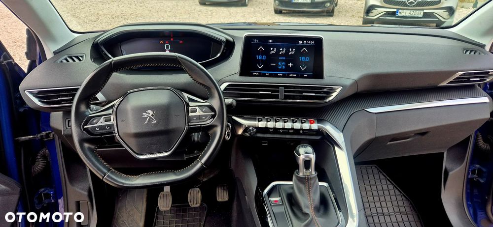 Peugeot 3008 - 11