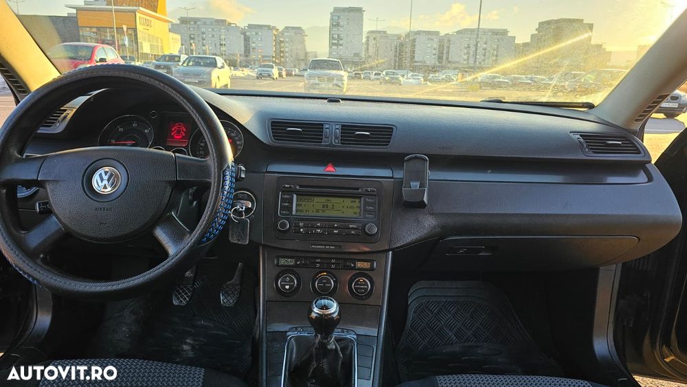 Volkswagen Passat 1.9TDI Comfortline - 11