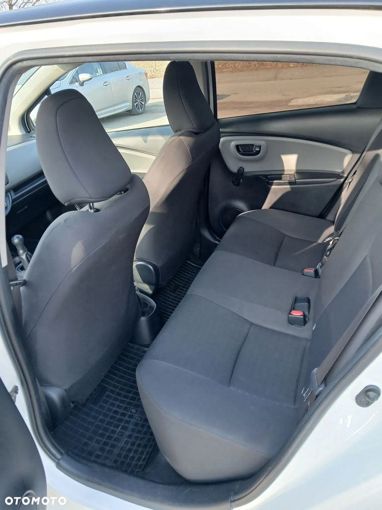 Toyota Yaris 1.0 Life EU6 - 6