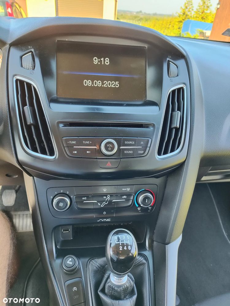 Ford Focus - 18
