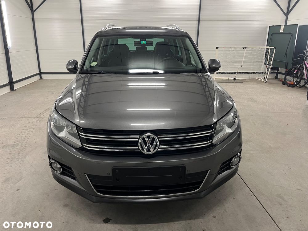 Volkswagen Tiguan 2.0 TDI SCR BlueMotion Technology Exclusive - 11