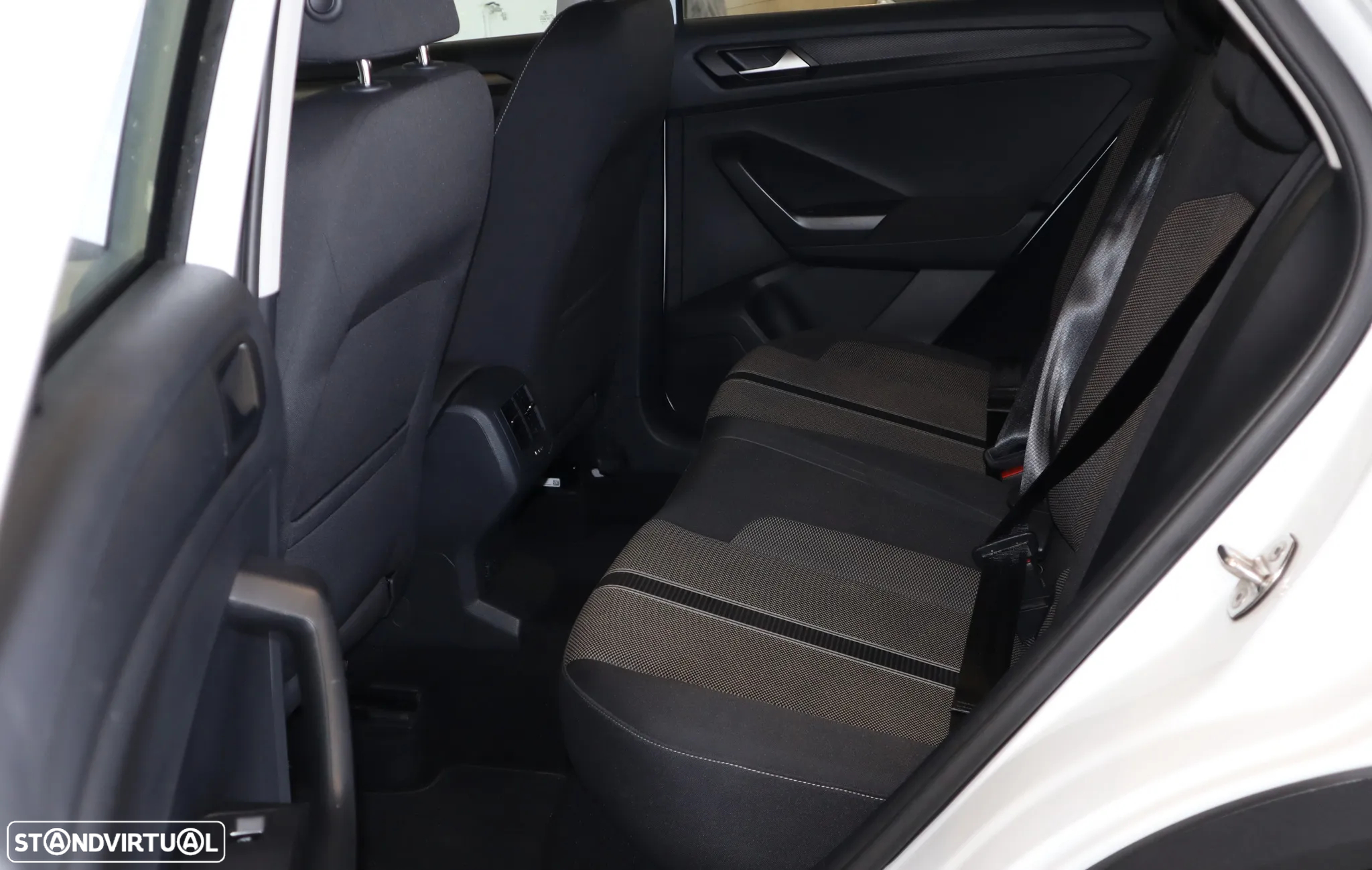 VW T-Roc 1.5 TSI ACT OPF DSG Style - 8