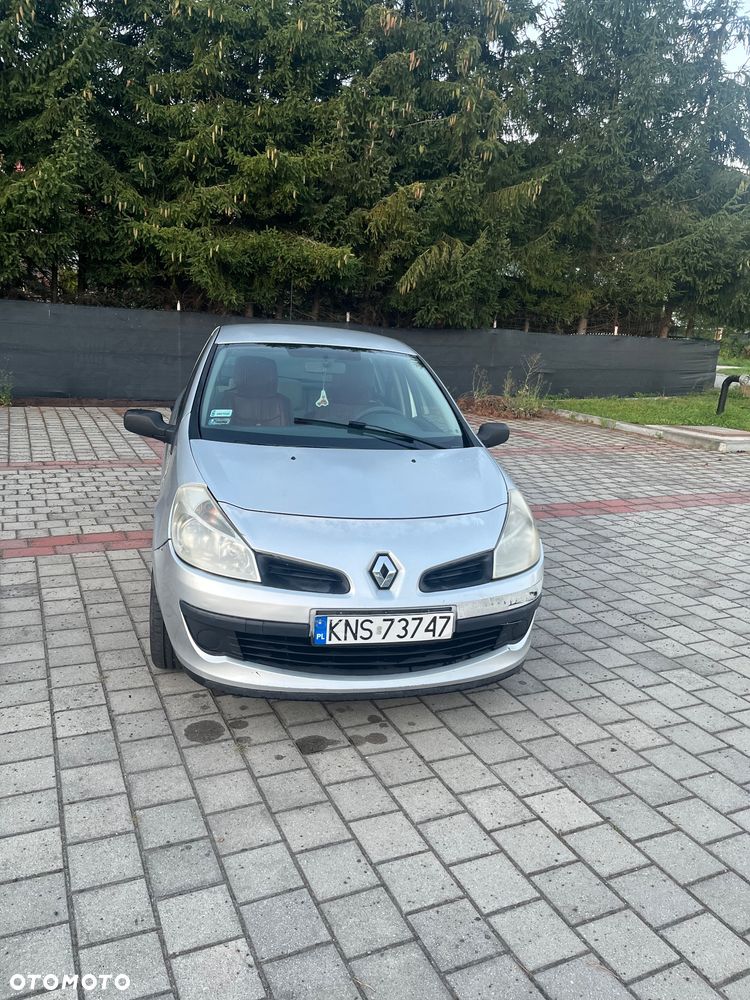 Renault Clio - 1
