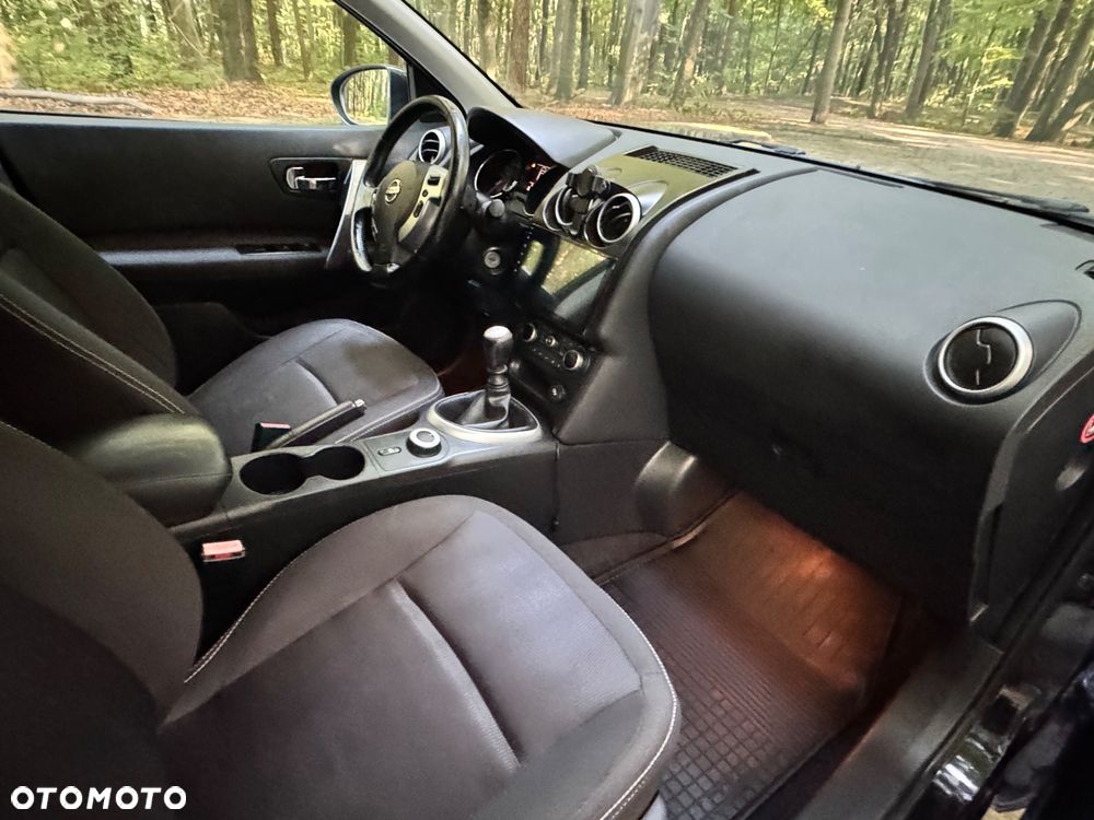 Nissan Qashqai 2.0 4x4 Tekna - 16