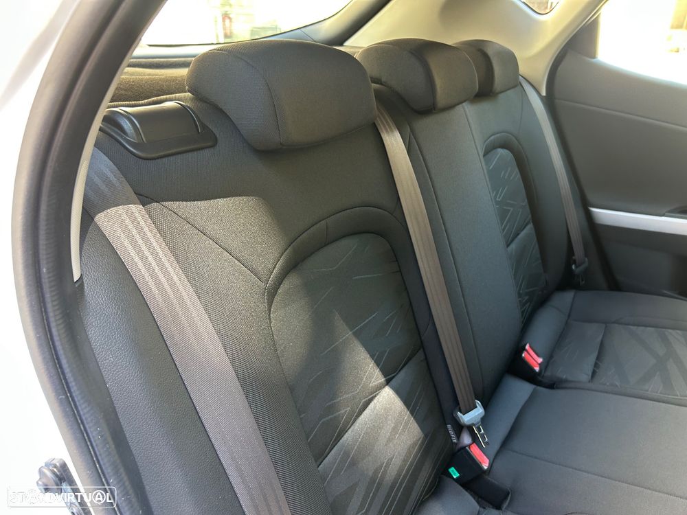 Kia Ceed - 15