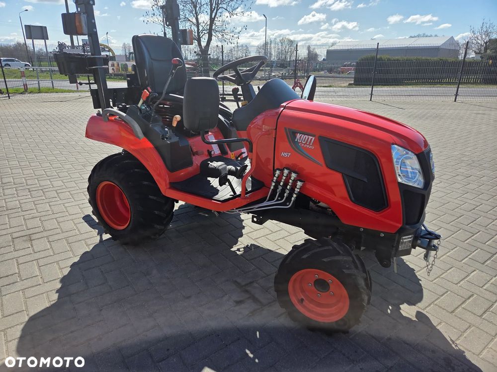 Kioti CS2520H (Kubota, Iseki) - 3