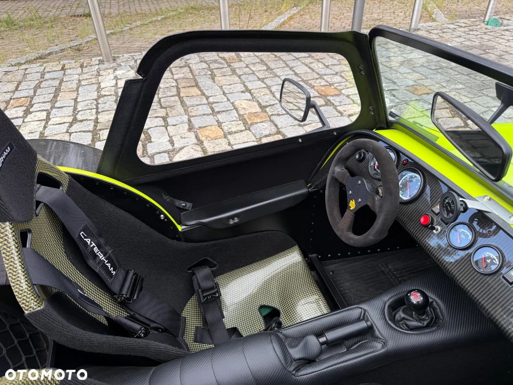 Caterham Seven - 28