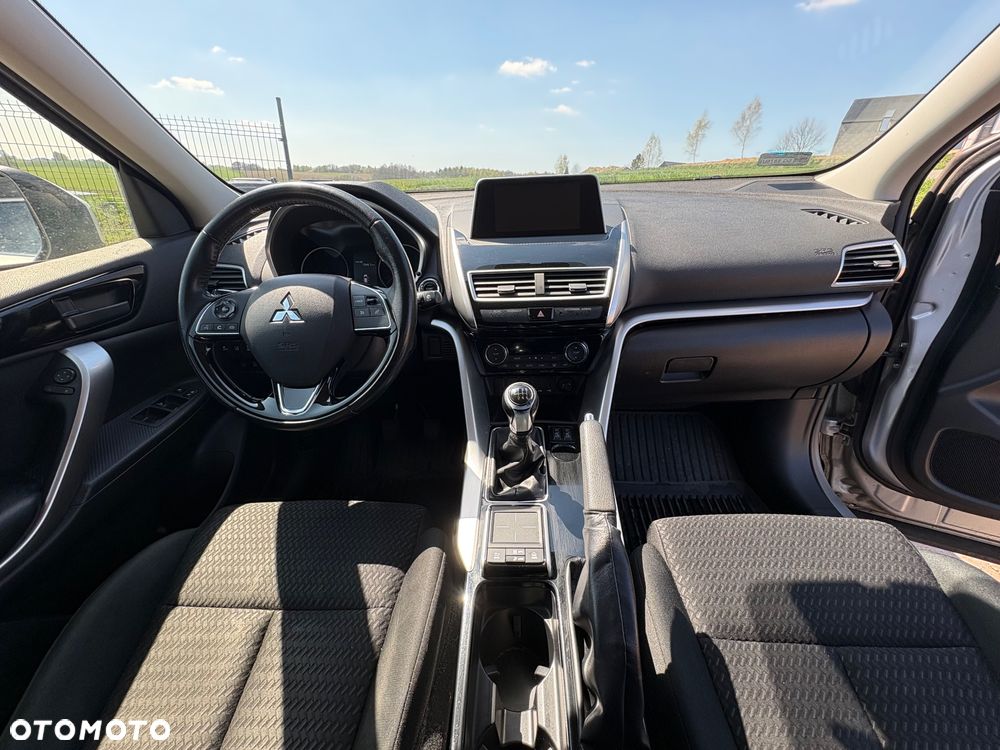 Mitsubishi Eclipse Cross 1.5 T Invite Plus - 10