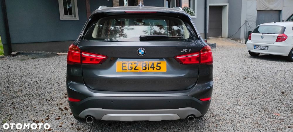BMW X1 xDrive20d - 11