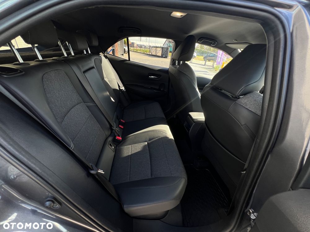 Toyota Corolla 1.8 Hybrid Style - 32