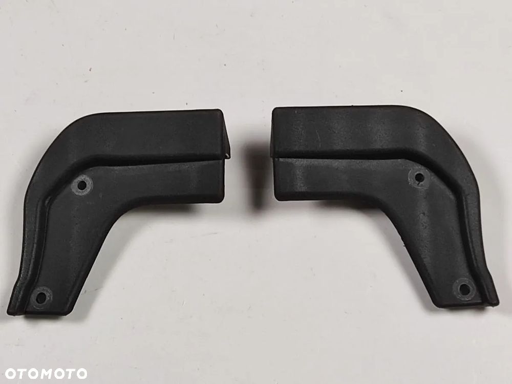 HYUNDAI KONA EV 19-20r Chlapacz Tył Prawy Lewy - 1