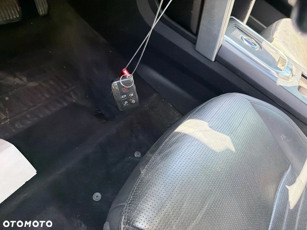 Land Rover Discovery Sport - 40