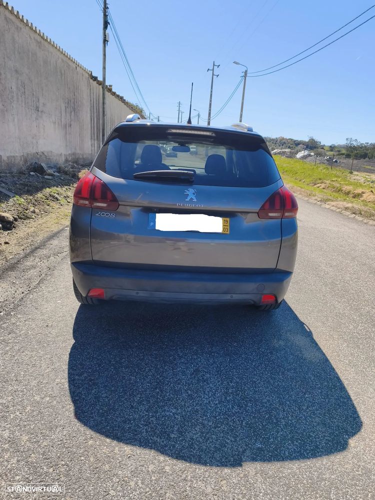 Peugeot 2008 1.2 PureTech Style - 7