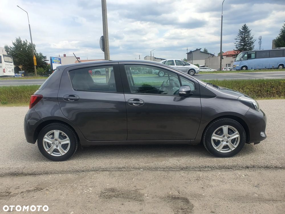 Toyota Yaris 1.33 VVT-i Comfort - 4