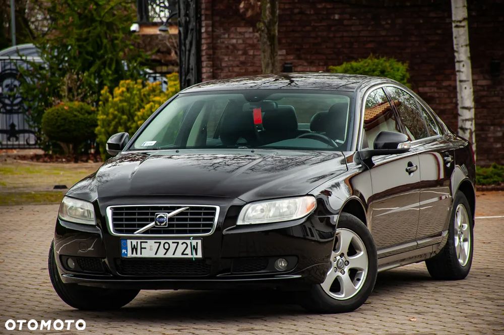 Volvo S80 2.4D Momentum - 1