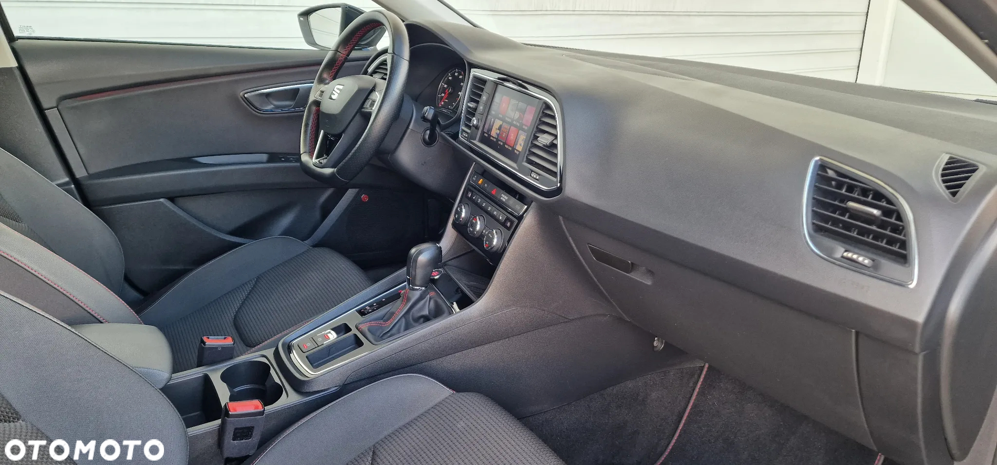 Seat Leon 1.5 eTSI ACT OPF DSG FR - 17