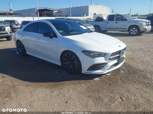 Mercedes-Benz CLA - 1