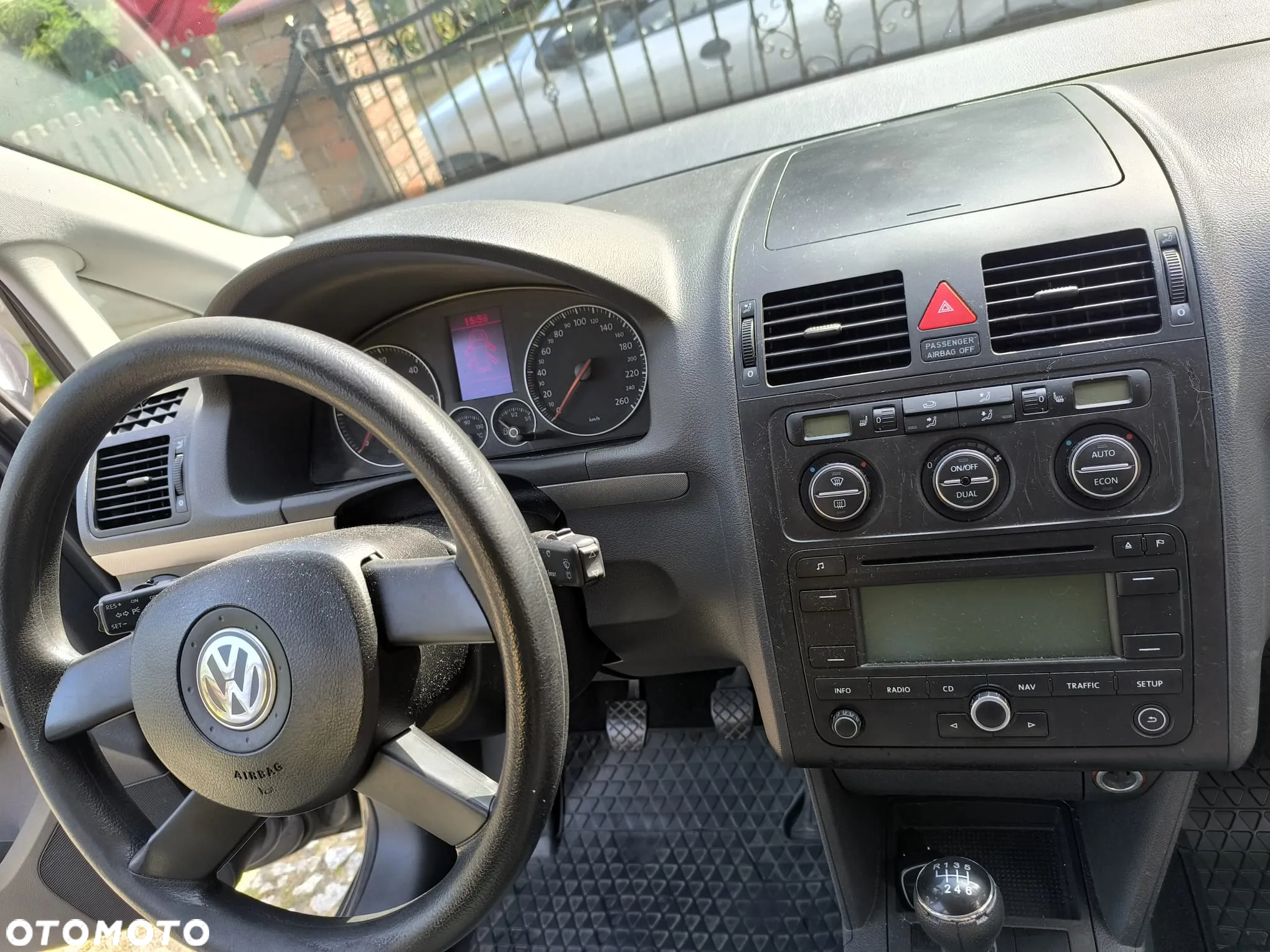 Volkswagen Touran 2.0 TDI Trendline - 8
