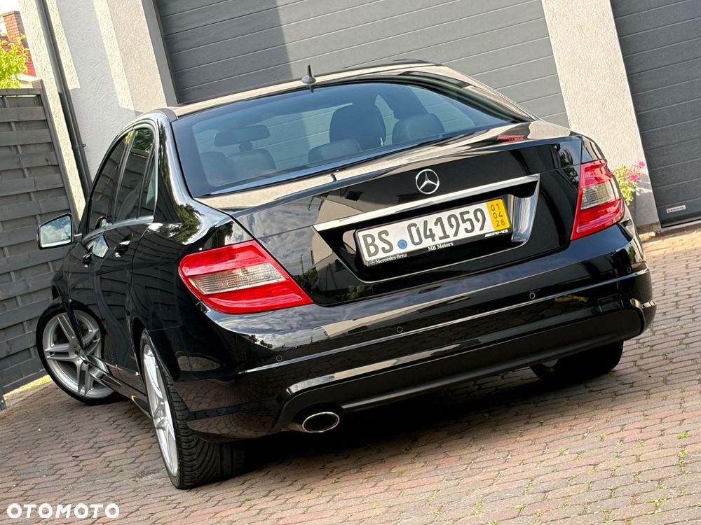 Mercedes-Benz Klasa C 180 Kompressor Automatik BlueEFFICIENCY Special Edition - 14