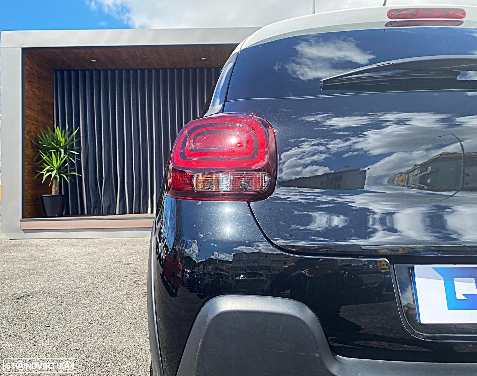Citroën C3 1.2 PureTech Shine - 28