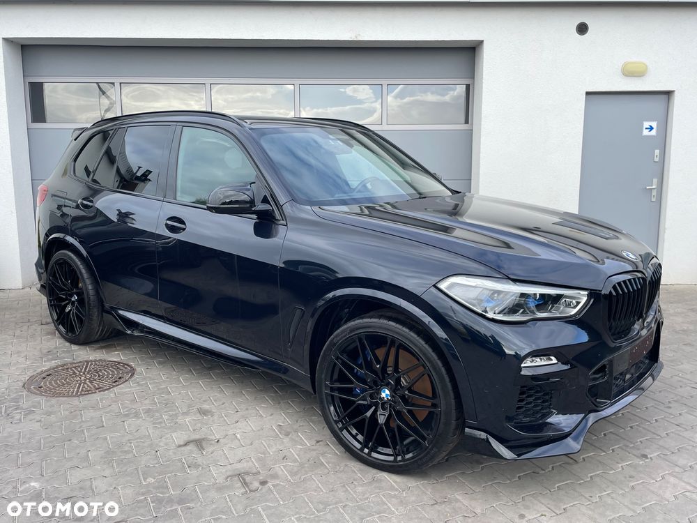 BMW X5 xDrive50i Sport-Aut - 3