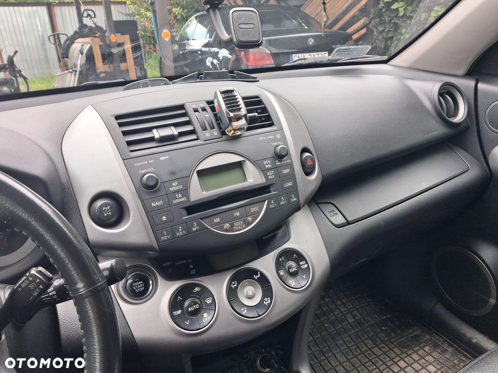 Toyota RAV4 2.2 D-4D Sol - 13