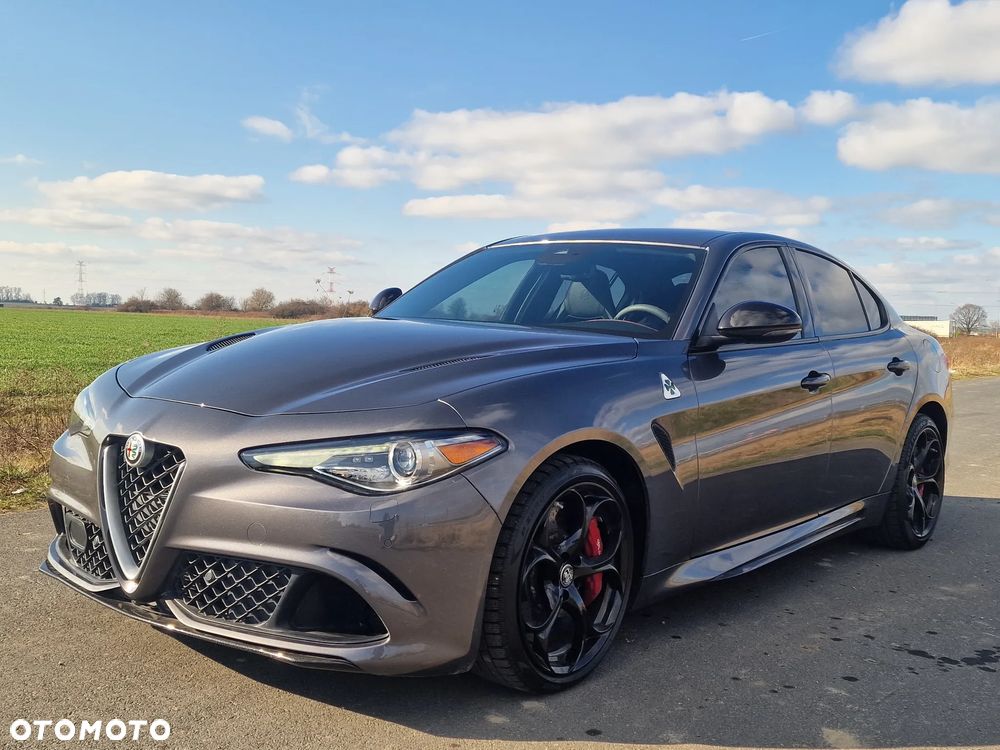 Alfa Romeo Giulia 2.9 V6 Bi-Turbo AT8 Quadrifoglio - 8