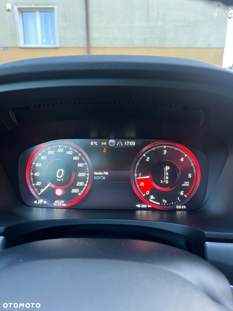 Volvo V90 D3 Geartronic Momentum - 37
