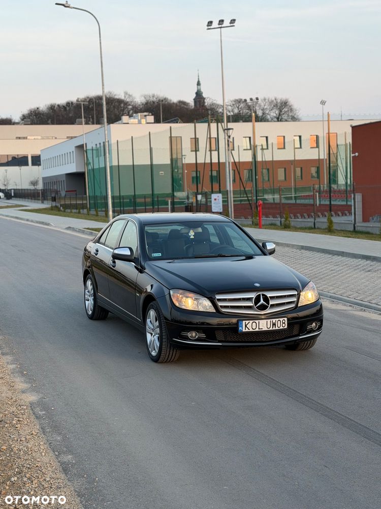 Mercedes-Benz Klasa C 220 CDI DPF Automatik Avantgarde - 18