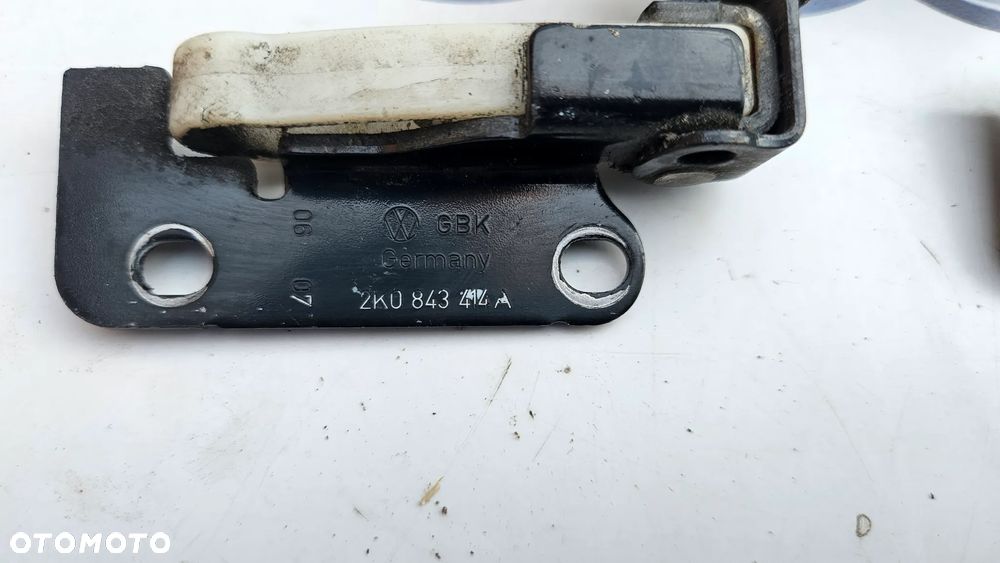 VW Caddy 2K III 2003- Rolka drzwi przesuwnych prawych Rolki drzwi przesuwnych prawych Prowadnica prawa Zamek Rygiel Mocowanie Obudowa Klamka odbojnik - 4