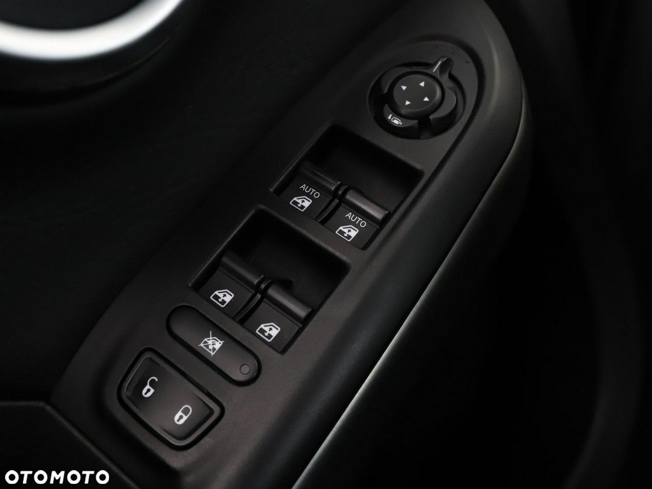 Fiat 500X 1.4 Multiair DCT 4x2 S&S Cross Plus - 33