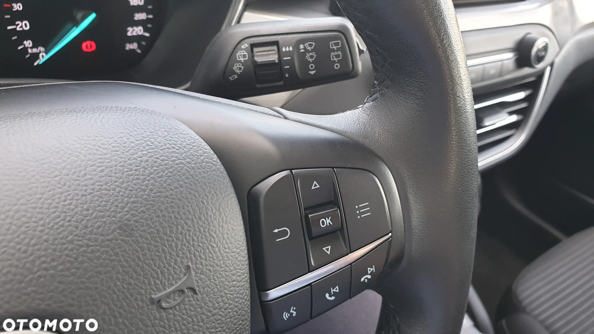 Ford Focus 1.5 EcoBlue Titanium - 26