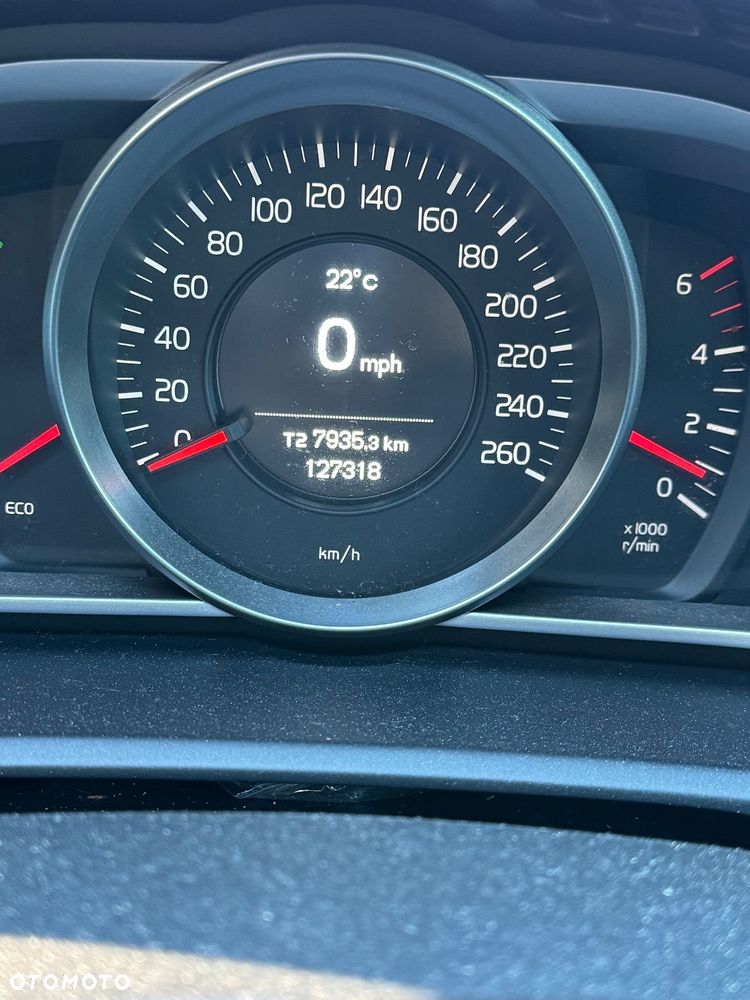 Volvo V40 D2 - 6