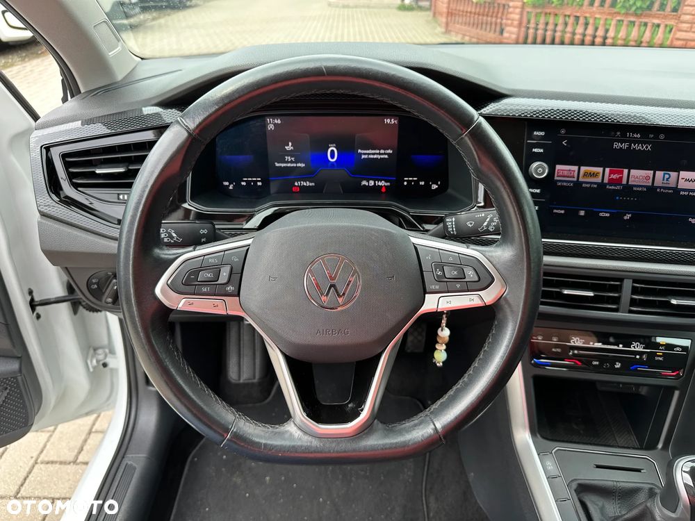 Volkswagen Polo - 8