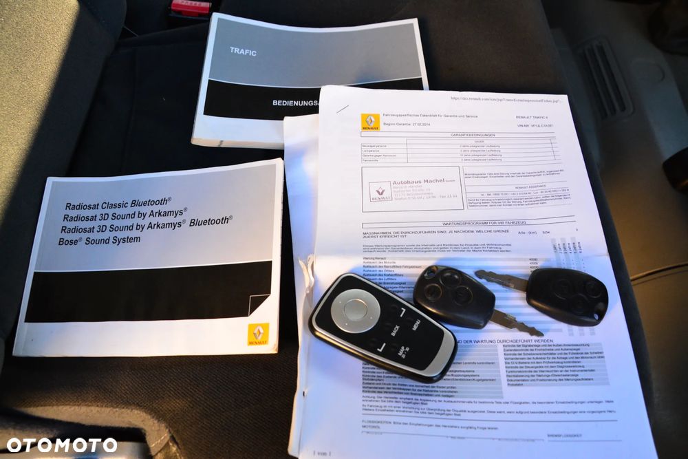 Renault Trafic FAP Grand Passenger Black Edition - 36