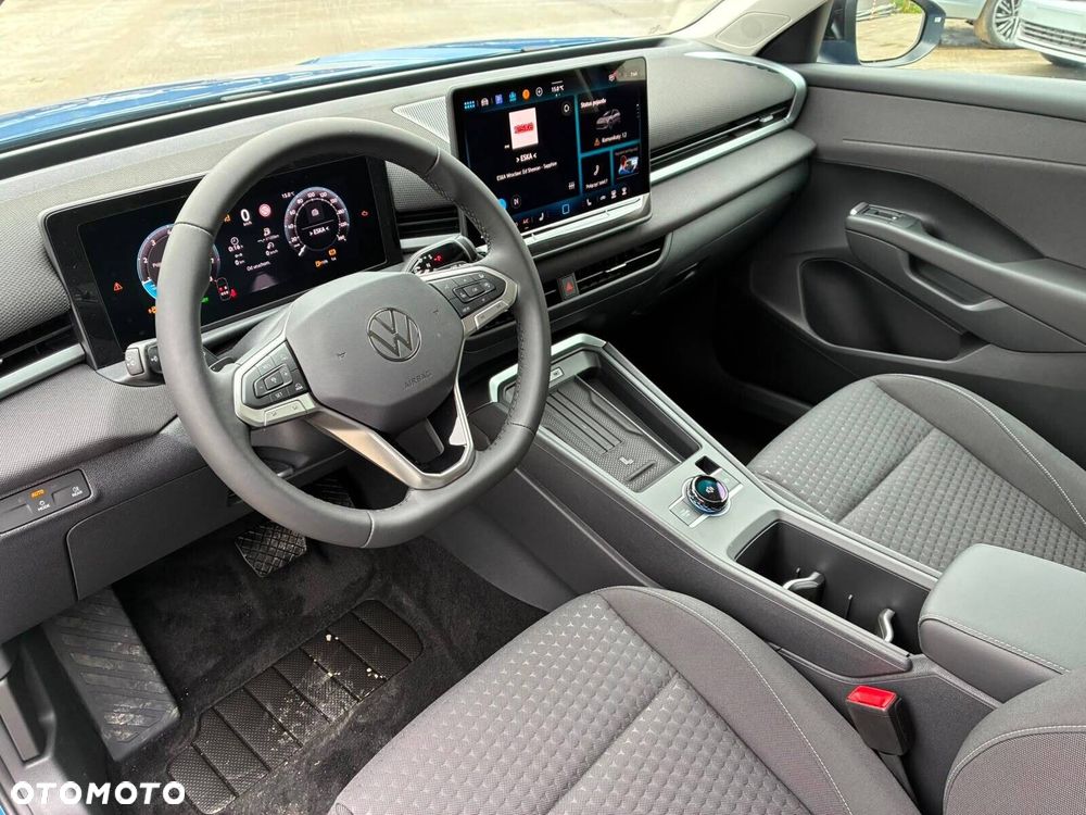 Volkswagen T-Roc - 4