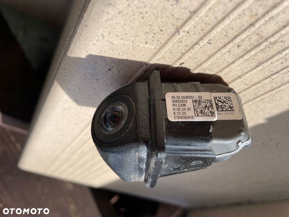 BMW seria F F10 E70 kamera jazdy wstecz tylna 9240351 - 1