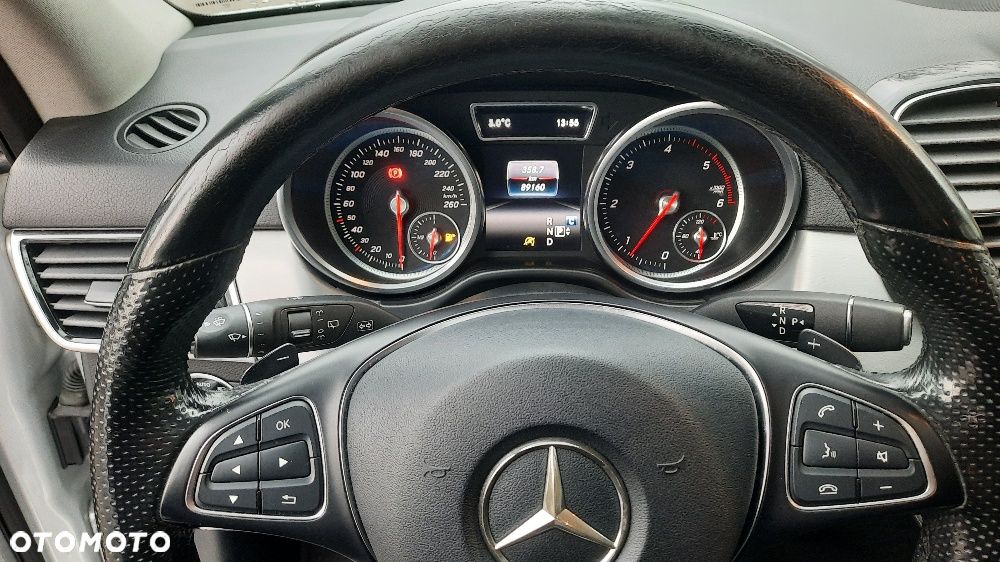 Mercedes-Benz GLE 250 d 4-Matic - 12