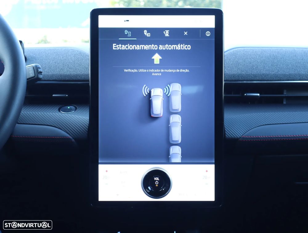 Ford Mustang Mach-E 98.7 kWh Premium - 54