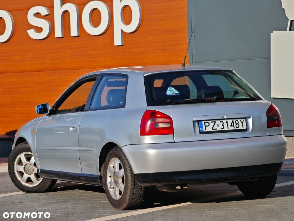 Audi A3 3-drzwiowe 1.9 TDI Ambiente - 7