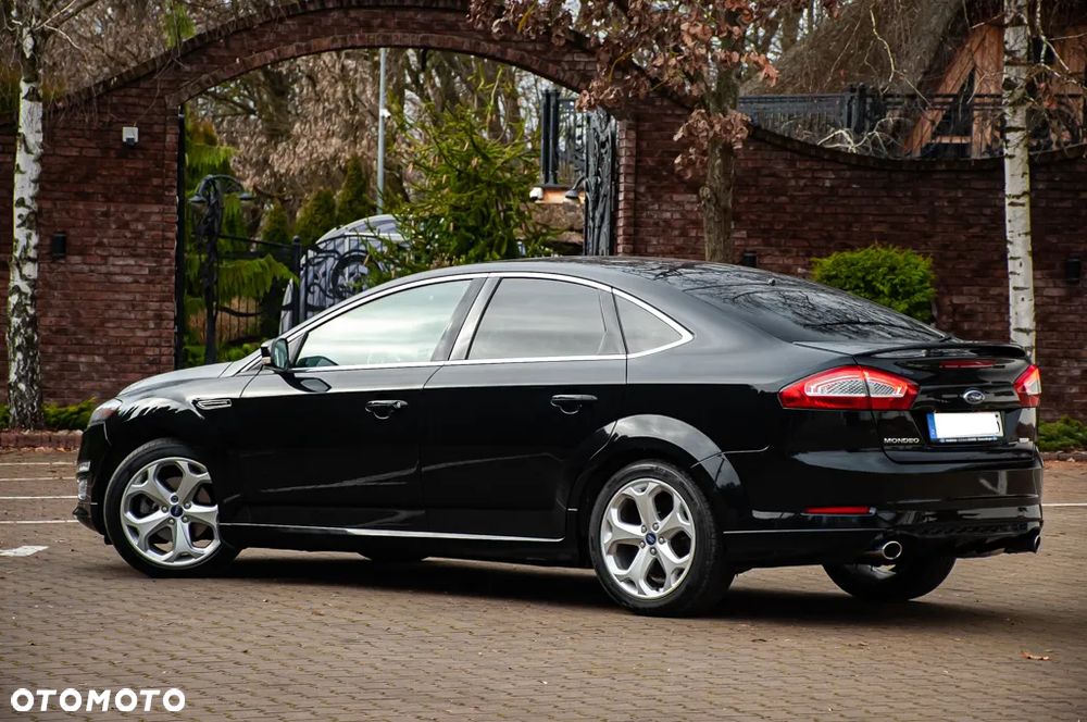 Ford Mondeo 2.0 EcoBoost Titanium S - 11