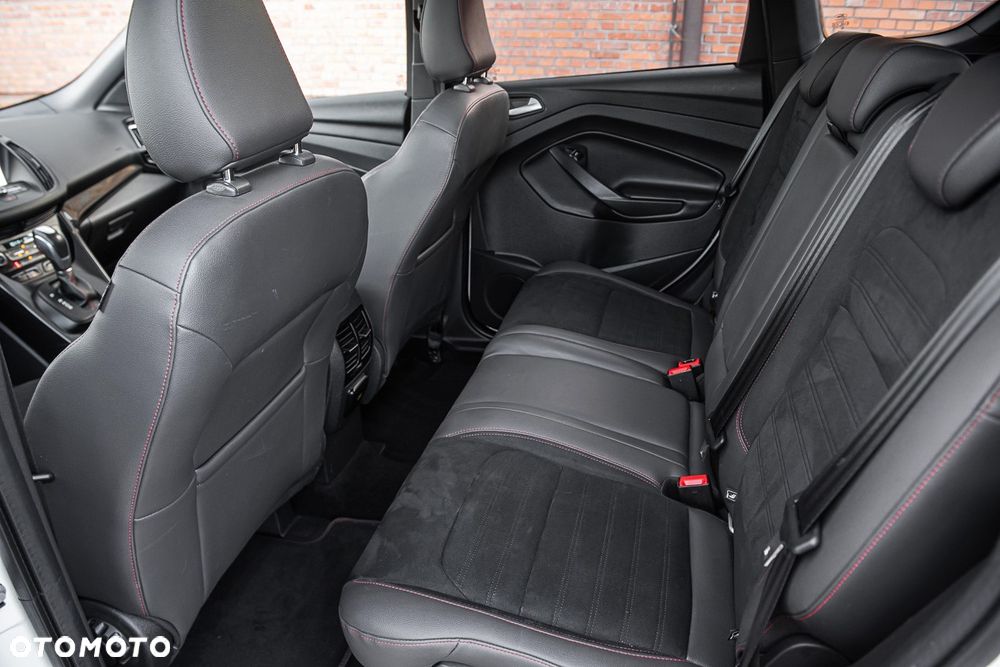 Ford Kuga 2.0 TDCi AWD ST-Line - 20